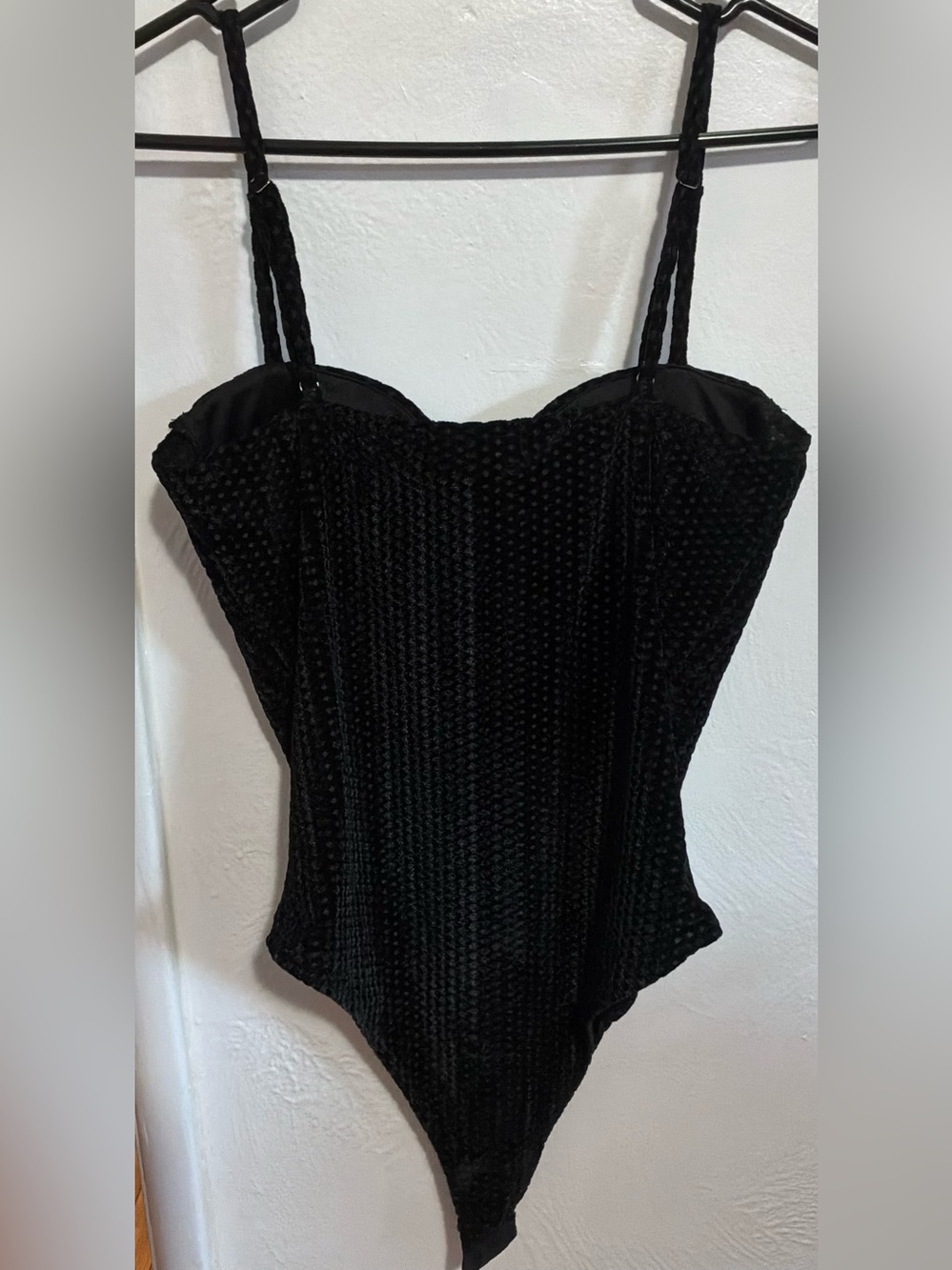 #82 NWT Lulus Flirty Feelings Black Velvet Bustier Bodysuit Size M - Picture 7 of 11